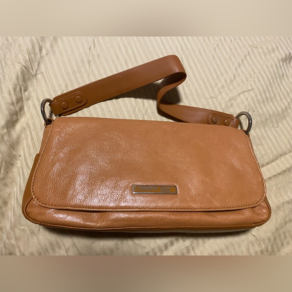 Kenneth Cole handbag - Picture 5 of 7